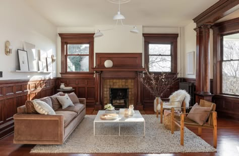 Home Tour // A Washington Four Square That Will Make You Fall In Love With Wood Trim — The Grit and Polish Four Square Homes, Brighten Room, Deco House, Oak Trim, White Doors, Wood Trim, Updating House, Historic Home, Front Room