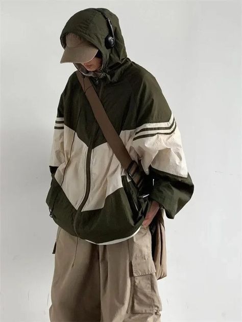 Color Block Hooded Oversized Jacket – DAXUEN Green Outerwear, Hip Hop Sweatshirts, Korean Streetwear, Baggy Style, Decoration Vintage, Patchwork Jacket, Style Japonais, Types Of Jackets, Cargo Jacket