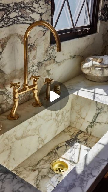 Lone Fox by Drew Michael Scott on Instagram: "One of my favorite kitchen details is the seamless marble sink! I get so many questions about this sink and figured I’d give you a good look at it! 😆 Any other questions? Leave them below!" Limestone Kitchen Sink, Integrated Stone Kitchen Sink, Marble Sink Kitchen, Marble Kitchen Sink, Stone Kitchen Sink, Stone Sink Kitchen, French Mediterranean, Lone Fox, Indoor Ideas