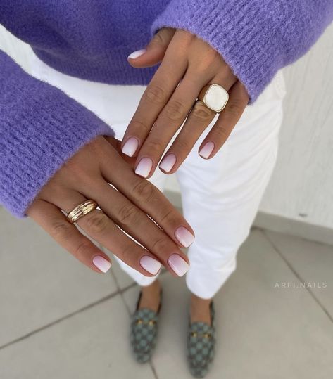 Manicure For Pale Skin, Squared Oval Acrylic Nails, Classy Short Nails For Work, Square Oval French Tip Nails, Short Square Nail Designs Simple, Short Square Oval Nails, Bridal Nails Square, Short Work Nails, Square Ombre Nails