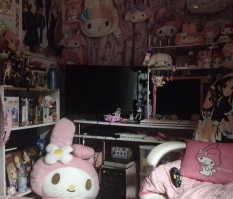 ig: vo1dchan Vo1dchan Room, Voidchan Room, Creepy Cute Room, Princess Room, Anime Room, Japanese People, Cute Room Ideas, Pretty Room, Kawaii Room