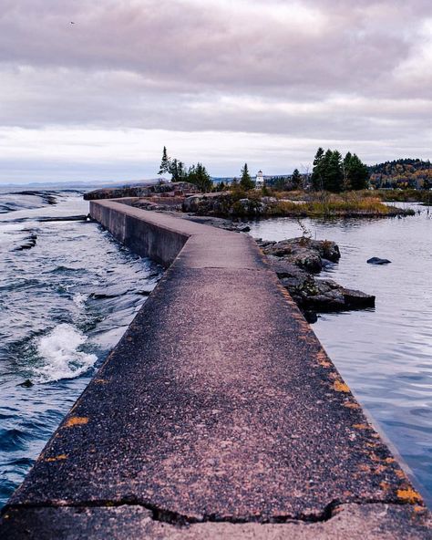 Grand Marais Minnesota- what??? Where in Grand Maraos is this? Grand Marais Mn, Voyageurs National Park Minnesota, Minnesota Beaches, Grand Marais Minnesota, Grand Portage Minnesota, North Shore Mn, Minnesota Photography, Minnesota Lake, Grand Marais