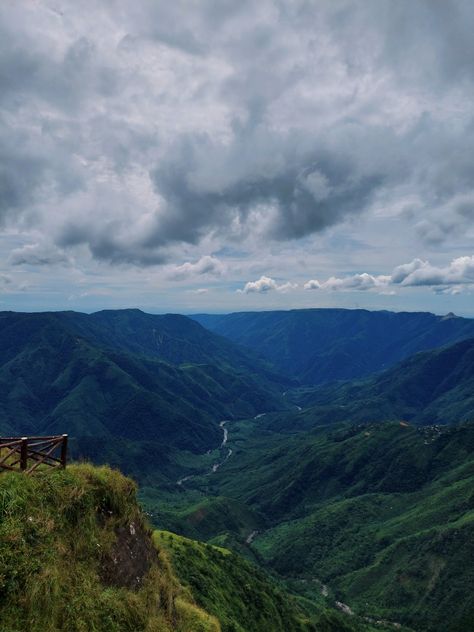 Cousins Trip, Mountains Aesthetic, Shillong, Northeast India, Nature View, Happy Foods, Aesthetic Photography Nature, Photography Nature, Sky Aesthetic