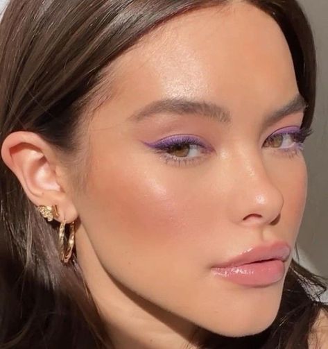 Maquillage On Fleek, Purple Makeup, Smink Inspiration, Dope Makeup, Purple Eyeshadow, Makeup Eye Looks, Maybelline New York, Makeup Pictures, Makeup Eyeliner