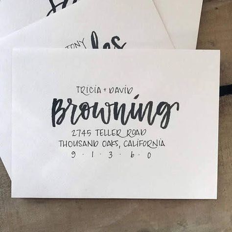 Hand Lettering Envelopes, Fancy Writing, Envelope Addressing, Envelope Lettering, Calligraphy Envelope, Envelope Art, Creative Lettering, Envelope Design, Brush Calligraphy