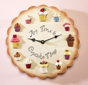 DIY clock ideas, POLYMER CLAY, MASA FLEXIBLE, PASTA FRANCESA, COLD PORCELAIN, CERNIT, PORCELANA FRIA, PASTA FLEXIBLE, BISCUIT, FIMO GIFT Cupcake Kitchen Decor, Kitchen Wall Clock, Bedroom Clocks, Cupcake Shops, Decor Ikea, Kitchen Clocks, Sweet Cupcakes, Kitchen Wall Clocks, Tanah Liat