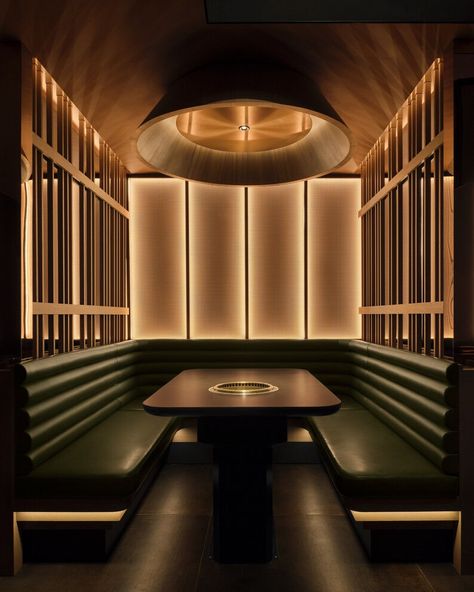 David Mitchell Fabric Wall Panels, Manhattan Restaurants, London Interior, Nyc Restaurants, Korean Bbq, Hospitality Design, Restaurant Interior, Commercial Design, Cozy Space