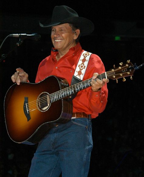 Strait Music, George Strait Family, King George Strait, Baby Footprint, Alan Jackson, Lucky Ladies, Country Music Artists, Country Music Stars, George Strait