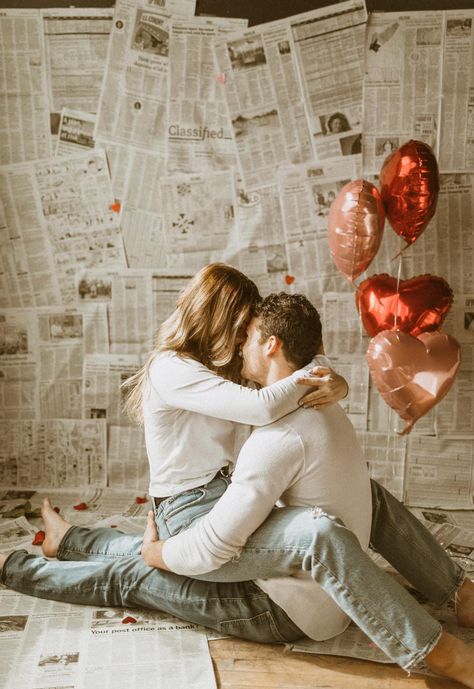 Outdoor Valentines Day Photoshoot, Photoshoot Inspiration, Photo Ideas, Love Story, Valentines, Couple Photos, Photography, Valentine's Day