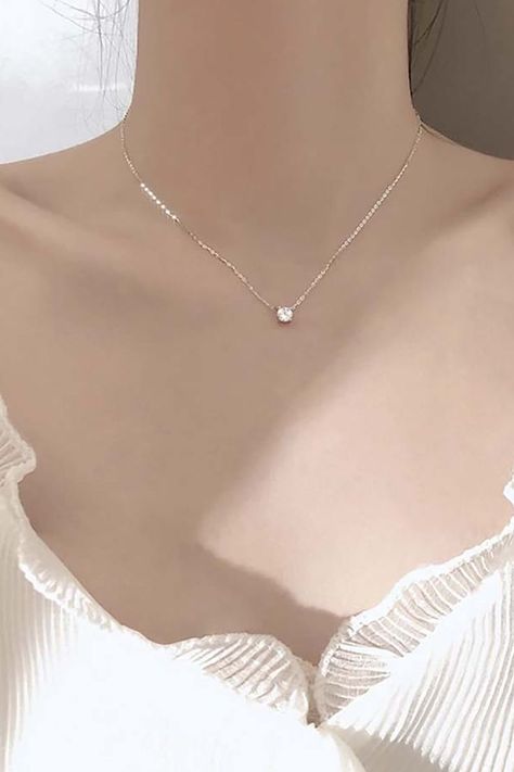 Classy Crystal Choker Necklace – Gold Statement Fashion Jewelry for Women  – www.MyBodiArt.com Pretty Silver Jewelry, Simplistic Jewelry, Hand Jewelry Rings, Choker Necklace Silver, Pretty Jewelry Necklaces, Statement Fashion, Fancy Necklace, Crystal Choker Necklace, Gold Statement Necklace