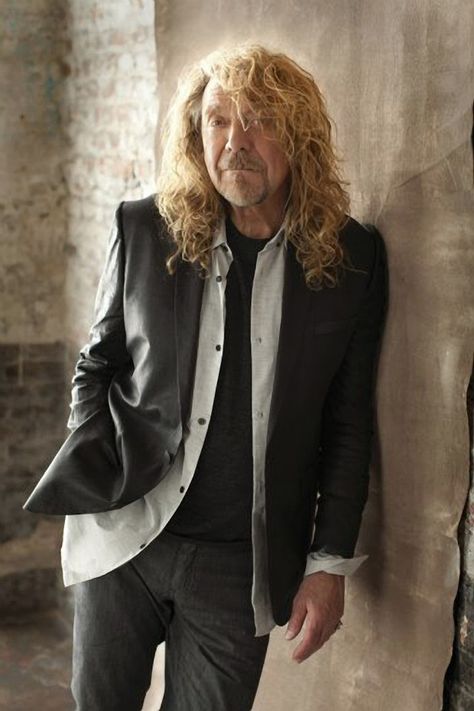 If you want to know who my man looks like, to me he looks like Mr. Sexiness aka Robert Plant Robert Plant Quotes, Plant Quotes, Page And Plant, Robert Plant Led Zeppelin, John Paul Jones, John Bonham, Led Zep, Greatest Rock Bands, Jimmy Page