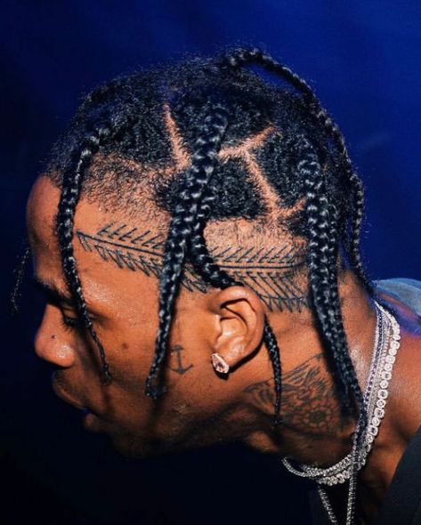 Central Cee Braids, Travis Scott Hair, Travis Scott Braids, Huncho Jack, La Flame Travis Scott, 17 Tattoo, Single Braids Hairstyles, Travis Scott Outfits, Travis Scot