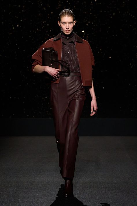 Fall Winter Fashion Trends, Fashion Archive, Homecoming Outfits, Catwalk Collection, Fashion Trends Winter, Runway Trends, Fall 2024, London Fashion Week, Colorful Fashion