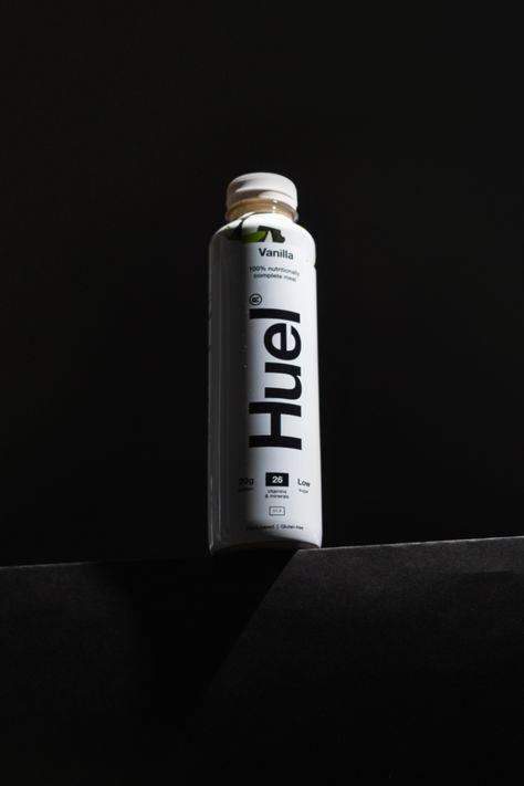 Check out this mini selection of experimental photos I took for Huel for their Ready-to-Drink category. This product photography aids their minimalist branding style. Minimalistic Product Photography, Space Product Photography, Moody Product Photography Ideas, Harsh Light Food Photography, Minimalist Product Photography, Cans Photography Drink, Beer Photography Ideas, Beverage Product Photography, Tech Product Photography