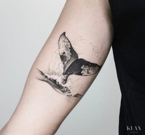 Whale Tail Tattoo, Water Tattoos, Dolphin Tattoos, Tattoo Homme, Dolphin Tattoo, Orca Tattoo, Whale Tattoo, Tattoos And Meanings, Dolphins Tattoo