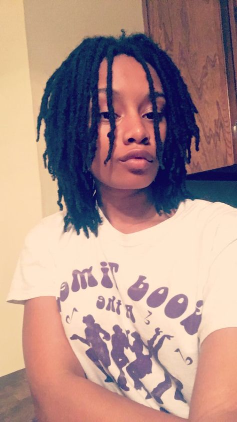 2 years, roughly 120 locs in and loving it! *this is a repost* Whomever the owner is of this post, she is gorgeous and so are these locs. 120 Locs, Dread Head, Natural Hair Accessories, Dreads Girl, Beautiful Locs, Loc Journey, Dreadlock Hairstyles, Natural Hair Inspiration, Natural Hair Tips