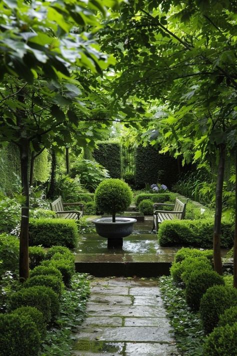 Mea Gloria Fides White Picket Fence Ideas, Picket Fence Ideas, Hydrangea Design, Parterre Garden, Boxwood Garden, Small Courtyard Gardens, European Garden, Instagram Landscape, Formal Garden