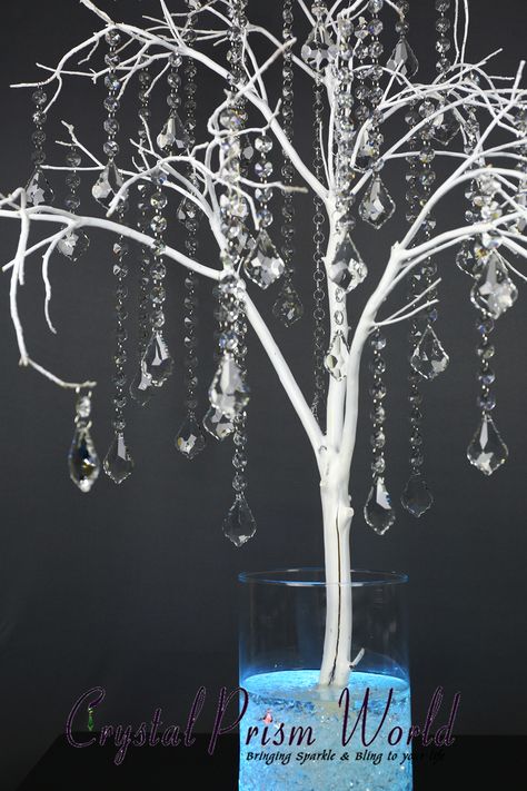 Crystal Garland Wedding, Glass Bead Chandelier, Chandelier Wedding Decor, Crystal Wedding Decor, Chandelier Tree, Chandelier Wedding, Bead Chandelier, Tree Branch Decor, Garland Wedding Decor