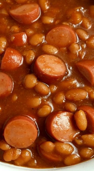 Beanie Weinie Recipe, Beanie Winnie Recipe, Weiners And Beans Recipes, Baked Beans And Hot Dogs Recipes, Pork And Beans And Hot Dogs, Baked Beans With Weiners, Hot Dog And Bean Casserole, Beans And Franks Casserole, Frank And Beans Recipe