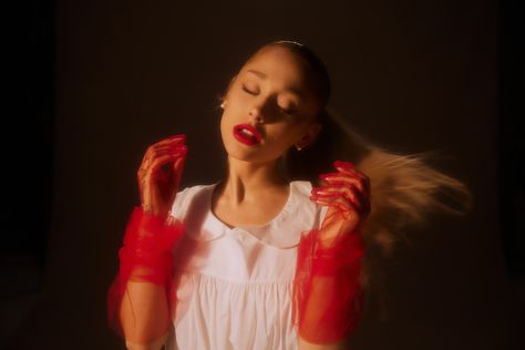 Eternal Sunshine Wallpaper, Sunshine Wallpaper, Music Album Art, Ariana Grande Wallpaper, Red Gloves, Ariana G, Eternal Sunshine, Dangerous Woman, Hug Me