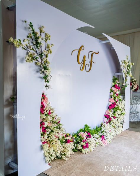 An Exclusive Look at the "Mystery Garden" Decor at Gbemi Olagbegi-Olateru & Femisoro Ajayi's White Wedding | BellaNaija Weddings White Backdrop Wedding, Mystery Garden, Wedding Stage Backdrop, Wedding Hall Decorations, Bellanaija Weddings, Wedding Background Decoration, Wedding Stage Design, Diy Wedding Backdrop, Wedding Backdrop Design