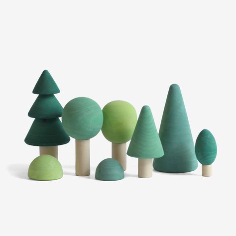 Forest Play, Wooden Forest, Wooden Trees, Nursery Shelf, Goldilocks And The Three Bears, Waldorf Education, Nursery Shelves, Lathe Projects, Christmas Mantel