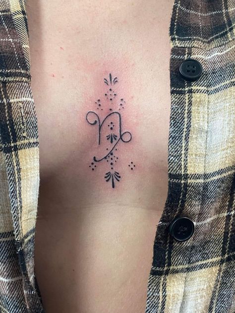 #sternumtattoo #capricorntattoo #zodiactattoo #starsigntattoo Tattoo Star Sign, Tattoo Sternum, Tattoo Star, Astrology Capricorn, Capricorn Zodiac Sign, Capricorn Tattoo, Star Tattoo, Capricorn Sign, Dyed Blonde Hair