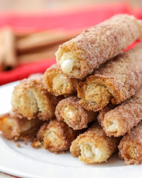 Cinnamon Cream Cheese Roll Ups, Cream Cheese Desserts Easy, Cream Cheese Roll Ups, Cheese Roll Ups, Ambrosia Recipe, Cream Cheese Roll Up, Cinnamon Cream Cheese, Cheese Roll, Cream Cheese Rolls