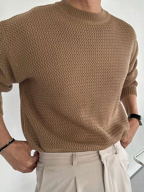 The color has nothing to do with the photo bad quality looks painted Korean Street Fashion Men, Sweater Outfits Men, Male Sweaters, Brown Jumper, Korean Street Style, Boyfriend Outfit, Classy Outfits Men, Men Stylish Dress, Guys Clothing Styles