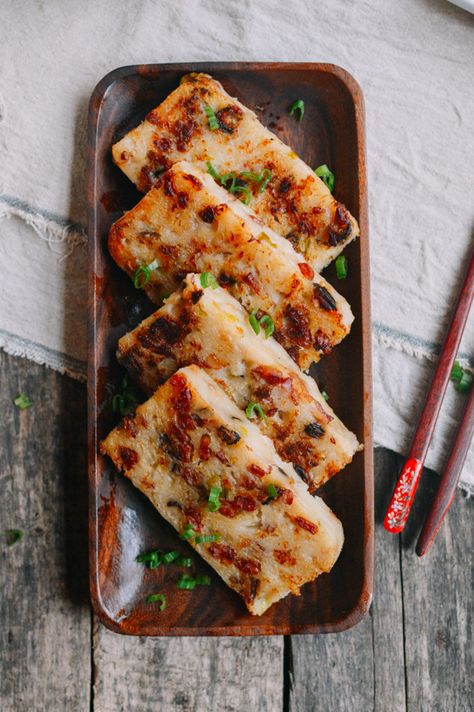 LO BAK GO aka LO BAK GOU aka TURNIP CAKE aka RADISH CAKE ~~~ recipe gateway: this post's link + https://thememoir.wordpress.com/2010/09/13/chinese-radish-cake-loh-bak-gou/ [China, Regional South] [thewoksoflife] [thememoir] Radish Cake Recipe, Shrimp Mushrooms, Black Mushrooms, Asian Buns, Malaysian Recipes, Masakan Malaysia, Turnip Cake, Dim Sum Recipes, Daikon Radish