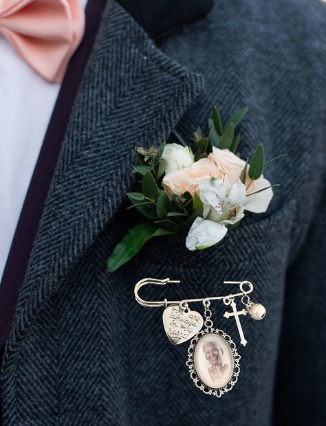 Memorial wedding bouquet