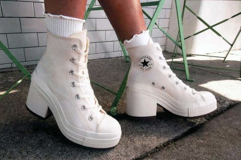 Aw Hell Nah: Converse Is Now Making Chuck Taylor High Heels Converse High Heels, Chuck 70 De Luxe Heel, Converse Heels, Cute Converse Shoes, Cute Converse, Womens High Top Shoes, Dr Shoes, Preppy Shoes, All Stars Converse