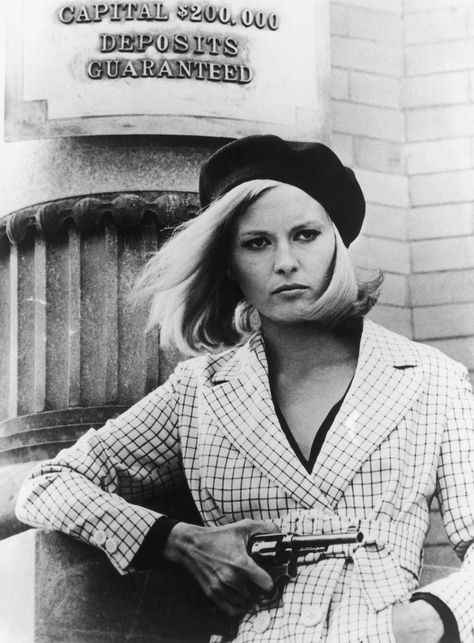 Why the Beret Is Your Halloween Style Secret How To Style A Beret, Bonnie And Clyde 1967, Bonnie And Clyde Halloween Costume, How To Wear A Beret, Colleen Camp, Gena Rowlands, Bonnie Parker, Catherine Bach, Beret Style