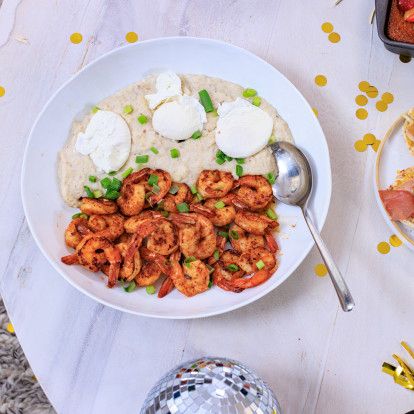 Shrimp and Roasted Banana Grits from Food Network Banana Grits, Poached Eggs Breakfast, Stone Ground Grits, Roasted Banana, Grits Recipe, Shrimp Grits, Seafood Seasoning, Brunch Ideas, Cereal Recipes