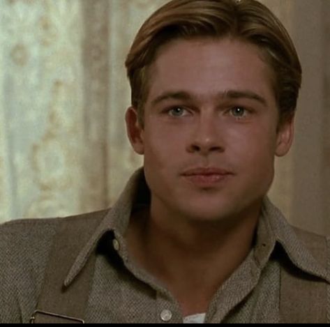 Brad Pitt Hairstyles, Atesh Salih, Brad Pitt Hair, 80s Hair, Bottom Lip, Hooray For Hollywood, Mens Hair, Blonde Guys, Mike Tyson