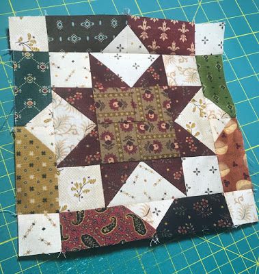 Smack Dab in the Middle - that's the name of this little quilt from Kim Diehl's Simple Whatnots Club #8 Simple Whatnots, Christmas Table Centrepiece, Reproduction Quilts, Kim Diehl, Small Victories, Table Centrepiece, My Sewing Room, Christmas Ornaments Homemade, Scrappy Quilts