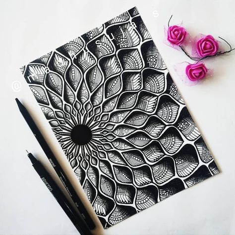 Ruffled 3D effect by Madhusuja Painting On Canvas For Beginners, Mandala Doodle, Easy Mandala Drawing, Boho Art Drawings, Canvas For Beginners, Mandala Art Therapy, Pen Art Drawings, Doodle Art Drawing, Simple Mandala