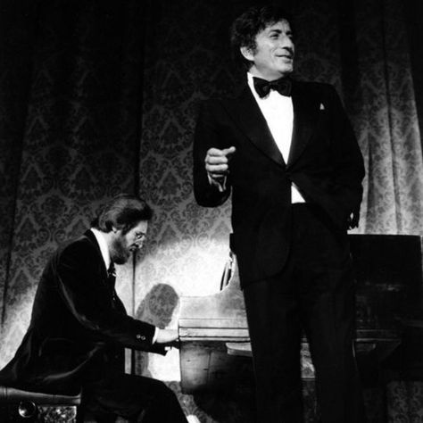 Bill Evans and Tony Bennett. Stealth Wealth, Bill Evans, Natural Calm, Tony Bennett, Jazz Artists, Cool Jazz, Bob Hope, Vintage Black Glamour, Louis Armstrong