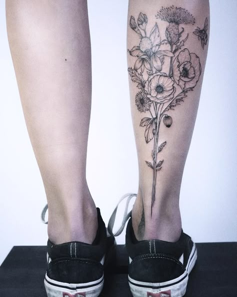 𝖆𝖓𝖏𝖆 ❈ hamburg fineart tattoos on Instagram: “🐝💐 Wildflower bouquet and bee. Thank you dear for being so spontaneous to cover your whole calf with this haha.  For booking in Hamburg or…” Flowers On Calf Tattoo, Half Leg Sleeve Tattoo Calf Woman, Flower Leg Tattoos Women Calves, Floral Calf Tattoos For Women, Outer Calf Tattoo, Calf Flower Tattoos For Women, Wildflower Thigh Tattoo, Women’s Calf Tattoo, Calve Tattoos For Women