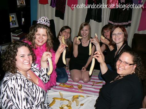 Baby Shower Games For Girls, Cheap Bachelorette Party, Lingerie Shower Games, Wedding Party Games, Funny Baby Shower Games, Bridal Shower Gifts For Bride, Awesome Bachelorette Party, Bachelorette Party Planning, Wedding Bachelorette Party