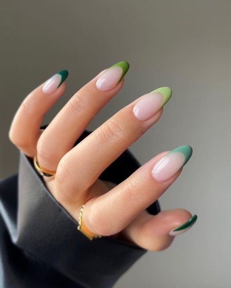 Simple Spring Nails, French Tip Nail Designs, Green Nail Designs, Cute Nails For Fall, Simple Gel Nails, Short Acrylic Nails Designs, Short Acrylic Nails, Nail Arts, French Tip Nails