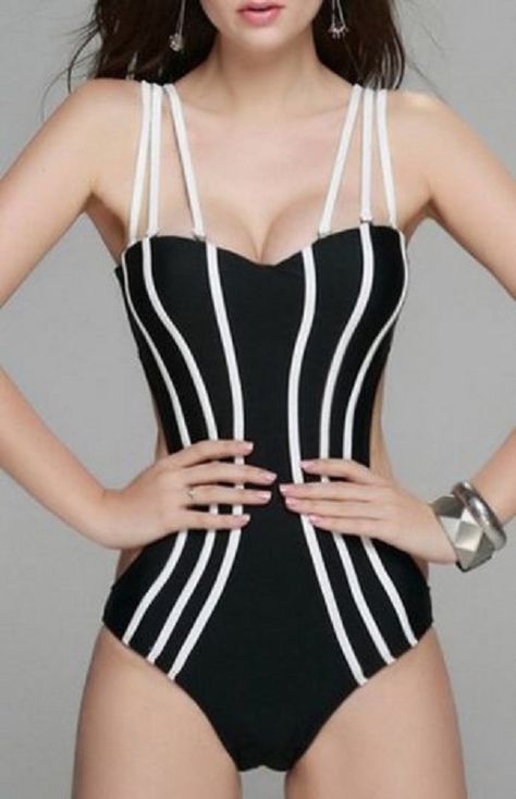 Black And White Bathing Suits, White Bathing Suits, Sleeping Clothes, Strapless Swimwear, Bathing Suits One Piece, Swimsuits Outfits, Sports Aesthetic, Striped One Piece, Black Swimwear