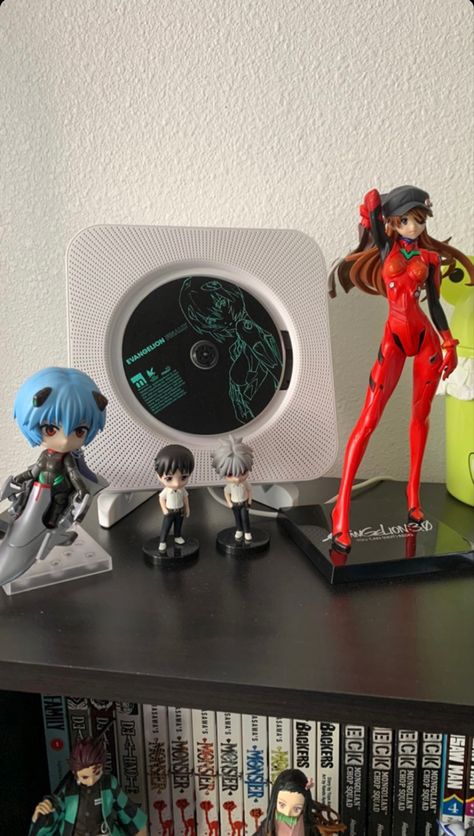 Anime Bedroom Ideas, Tech Room, Dior Girl, Otaku Room, Plantas Vs Zombies, Neon Evangelion, Anime Decor, Anime Room, Studio Room