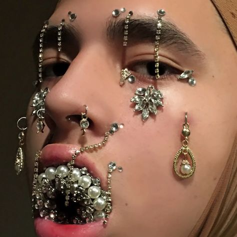 The Face As Canvas: 7 Artists Who Take Makeup to New Extremes | Vogue Magazine Makeup, Extreme Makeup, Androgynous Look, Anna Nicole Smith, Dreams And Nightmares, Instagram Grid, Lily Bloom, Metal Magazine, Edgy Makeup