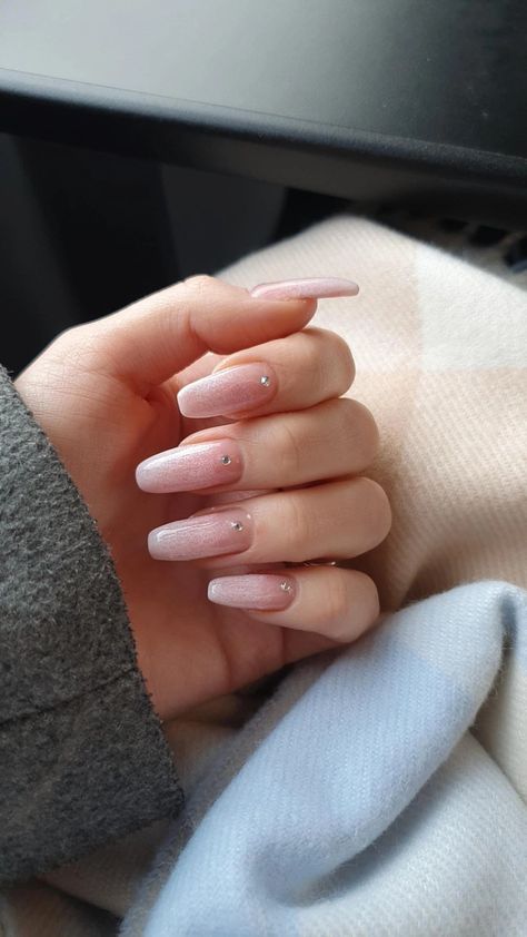 Euphoria Nails, Edgy Nails, Minimal Nails, Classy Acrylic Nails, Soft Nails, Girls Nails, Fire Nails, Dream Nails, Pretty Acrylic Nails