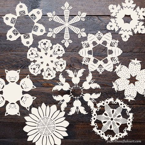 Snowflake Folding, Snowflake Art, Paper Snowflake Patterns, Intricate Snowflake, Snowflakes Art, Winter Paper, Snowflake Patterns, Paper Snowflake, Farm Garden