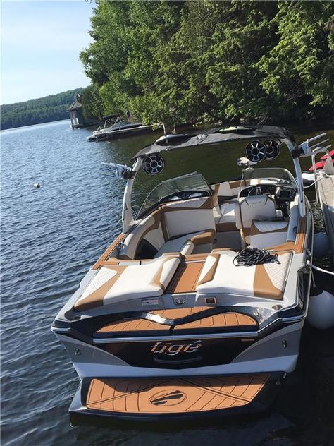 2015 Tige Z3 For Sale in Toronto, Canada Speed Boat Aesthetic, Wake Boat, Surf Boat, Lake Boats, Mastercraft Boat, Malibu Boats, Fishing Boats For Sale, Dock Lake, Wakeboard Boats