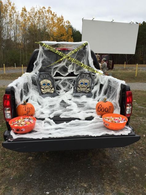 Truck Decorations For Halloween, Grave Yard Trunk Or Treat Ideas For Cars, Halloween Truck Bed Ideas, Car Trunk Halloween Decorations, Haunted House Truck Or Treat, Truck Trunk Or Treat Ideas, Truck Bed Trunk Or Treat Ideas, School Trunk Or Treat Ideas, Pick Up Truck Halloween Decorations