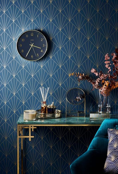 Art deco blue and gold wallpaper design with emerald green sideboard Blue And Gold Wallpaper Bedroom, Blue Green Gold Wallpaper, Art Deco Blue Wallpaper, Art Deco Bedroom Wallpaper, Art Deco Blue Bedroom, Art Deco Wallpaper Blue, Art Deco Green Wallpaper, Art Deco Blue And Gold, Art Deco Living Room Wallpaper