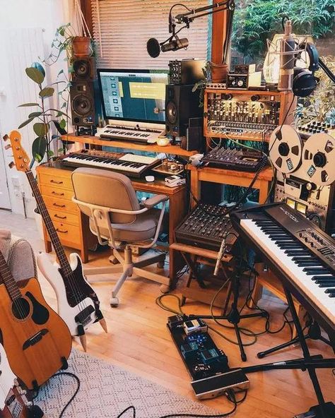 300+ Home Recording Studio Ideas: Filter By Studio Setup Recording Studio Bedroom Ideas, Home Recording Studio Ideas, Recording Studio Ideas, Bedroom Music Studio, Musician Room, Music Studio Design, Guitar Things, Music Room Design, Home Recording Studio Setup